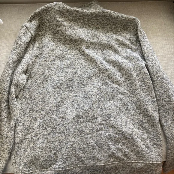 Full zip - Picture 3 of 3